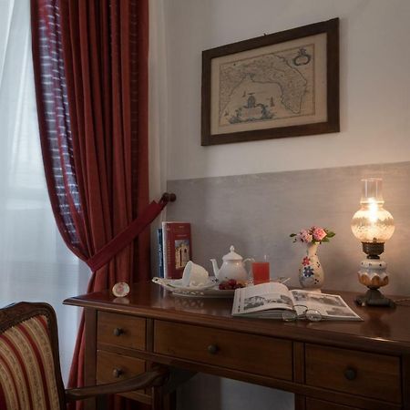 Palazzo Laura Bed & Breakfast Morciano di Leuca Bagian luar foto