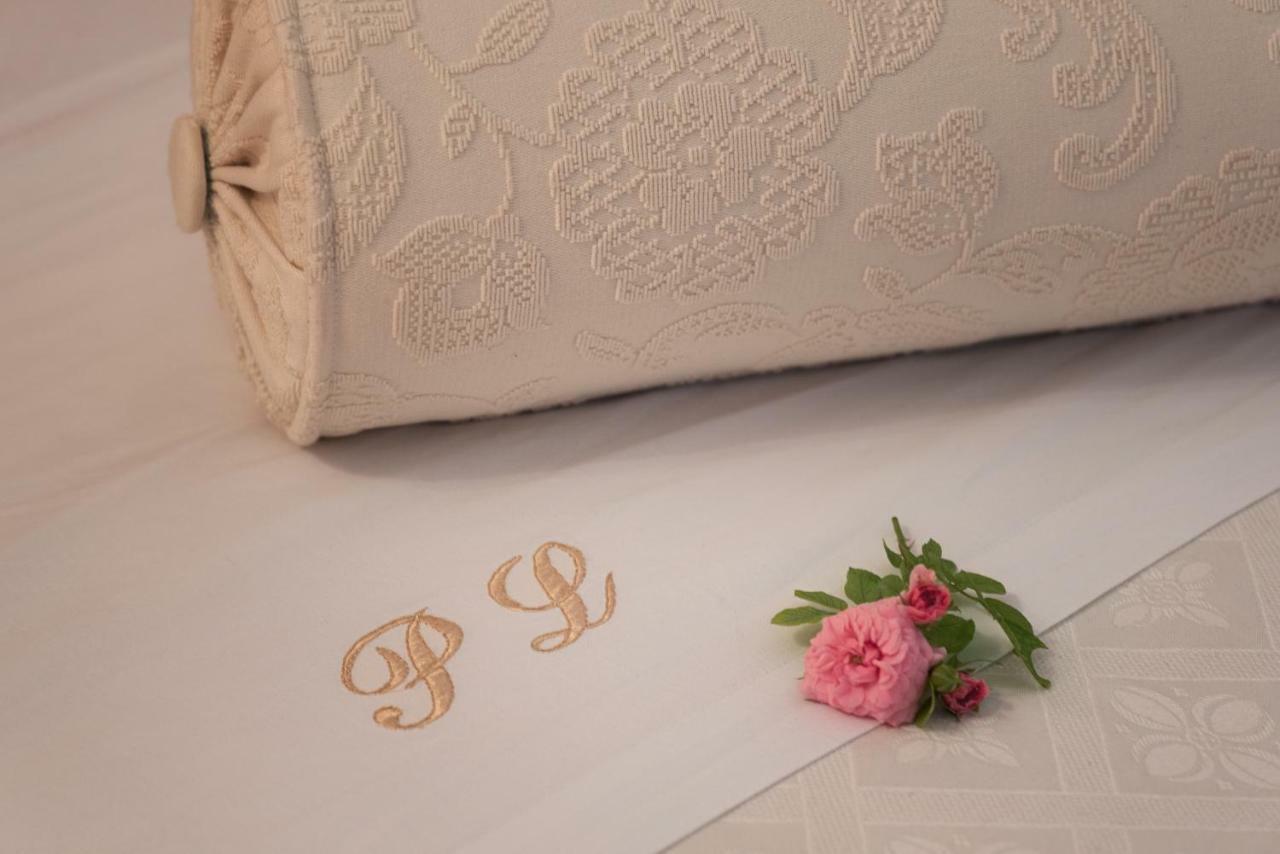 Palazzo Laura Bed & Breakfast Morciano di Leuca Bagian luar foto