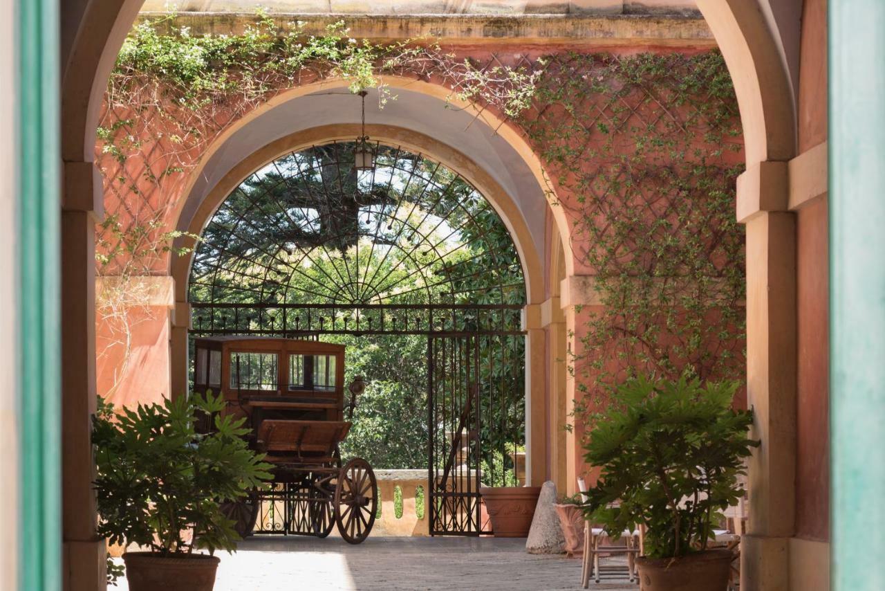 Palazzo Laura Bed & Breakfast Morciano di Leuca Bagian luar foto